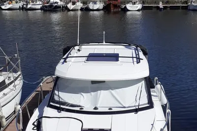 2022 Jeanneau Merry Fisher 795