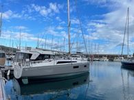 2022 Beneteau Oceanis 34.1
