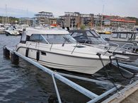 2021 Aquador 25 HT
