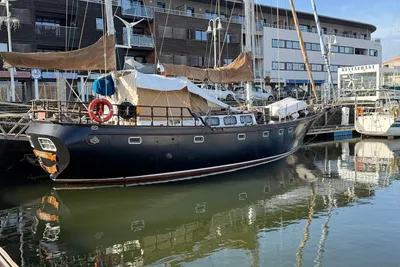 1980 Formosa Formosa 47