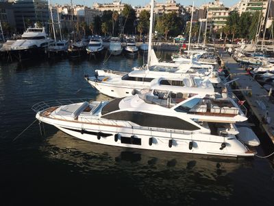 Yacht