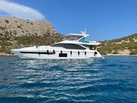 2021 Azimut 72