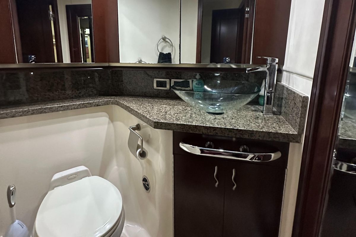 2006 Sea Ray 58 
