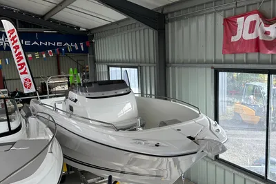 2023 Jeanneau Cap Camarat 7.5 CC s3