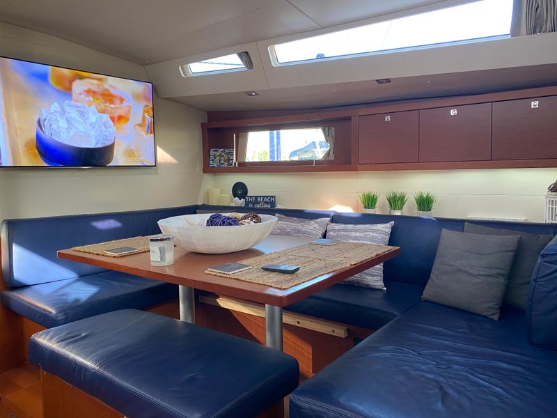 2013 Beneteau Oceanis 48