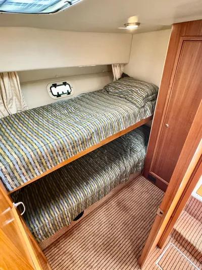 Walkabout Yacht Photos Pics Guest Stateroom