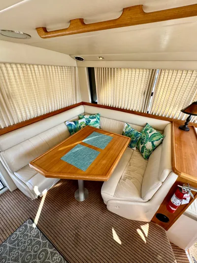 Walkabout Yacht Photos Pics Salon