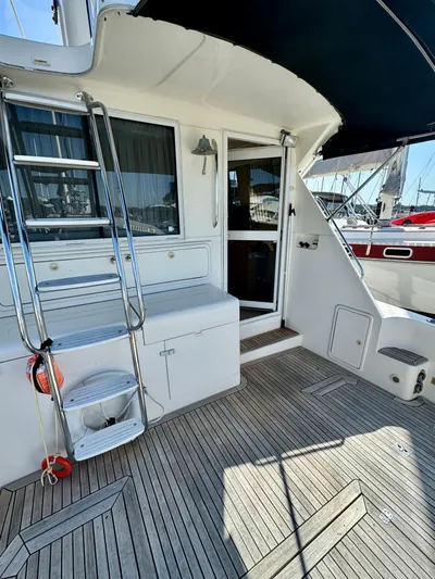 Walkabout Yacht Photos Pics Aft Cockpit