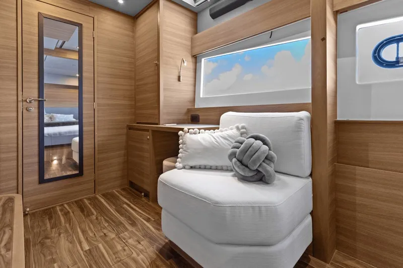 Wanderlust Yacht Photos Pics 