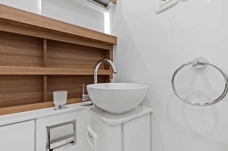 Wanderlust Yacht Photos Pics 