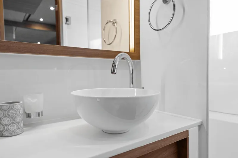 Wanderlust Yacht Photos Pics 