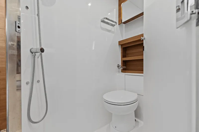 Wanderlust Yacht Photos Pics 