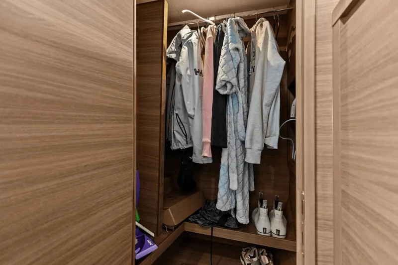 Wanderlust Yacht Photos Pics 