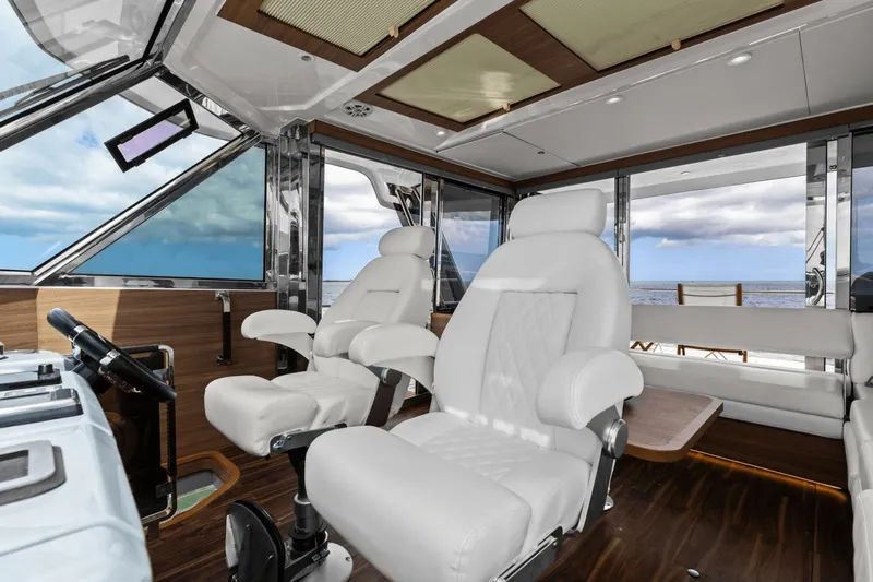 Wanderlust Yacht Photos Pics 