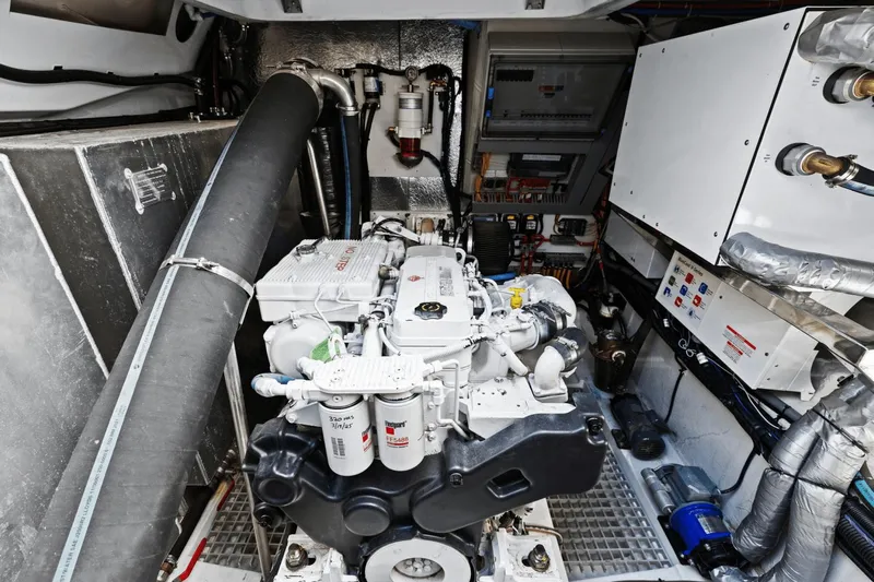 Wanderlust Yacht Photos Pics 