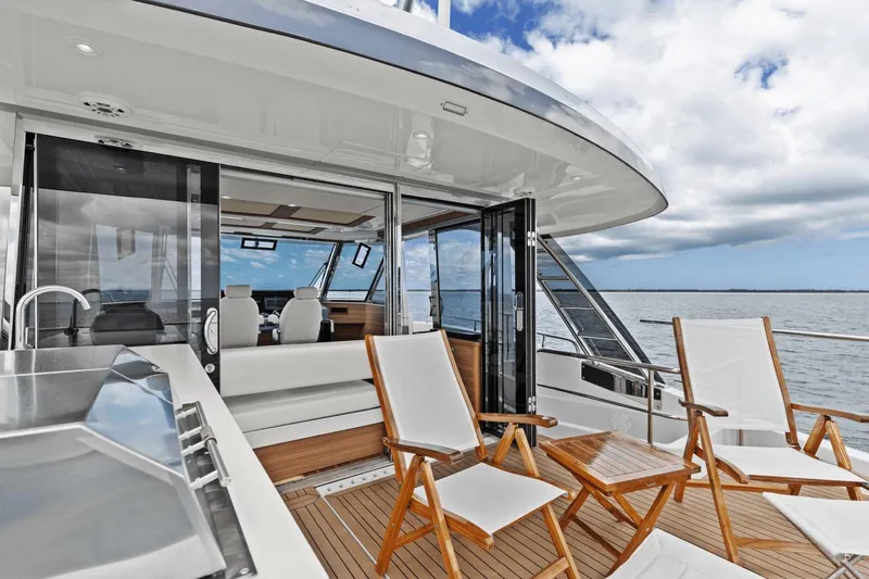 Wanderlust Yacht Photos Pics 