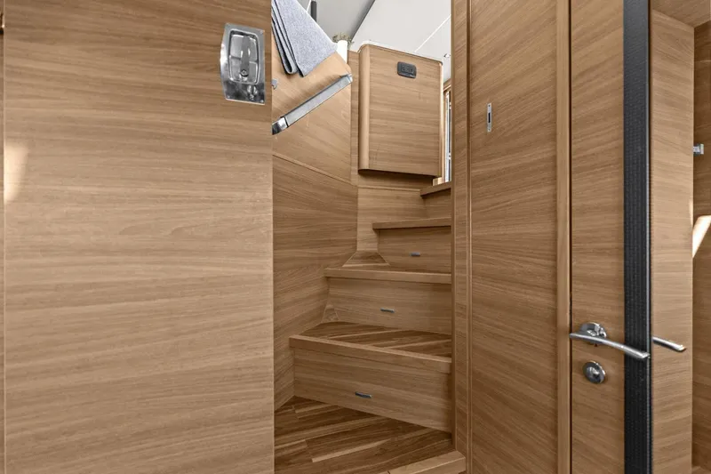 Wanderlust Yacht Photos Pics 