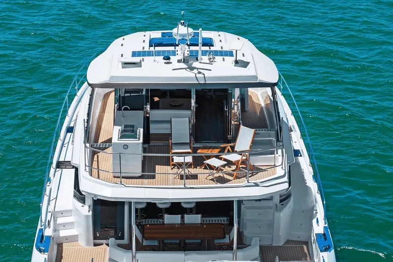 Wanderlust Yacht Photos Pics 