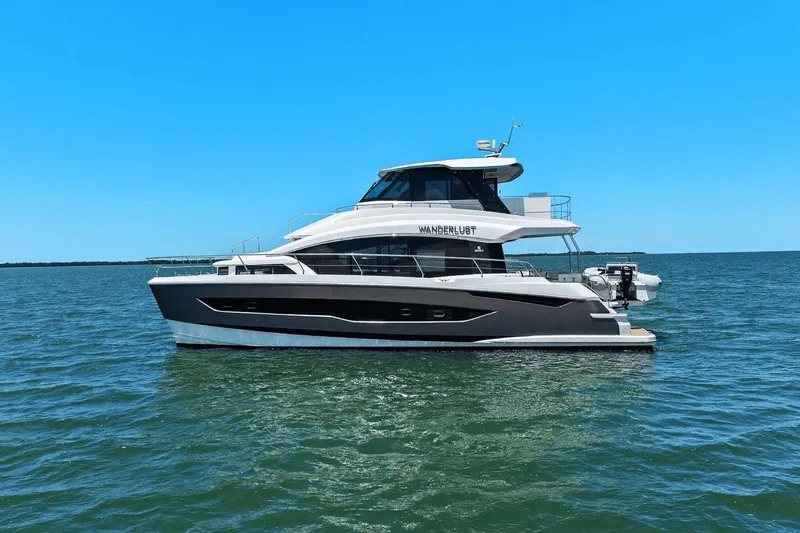 Wanderlust Yacht Photos Pics 