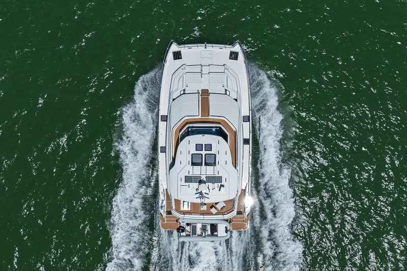 Wanderlust Yacht Photos Pics 