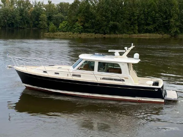 Tempest Yacht Photos Pics Sabre 40 Sedan - Tempest - Under Way