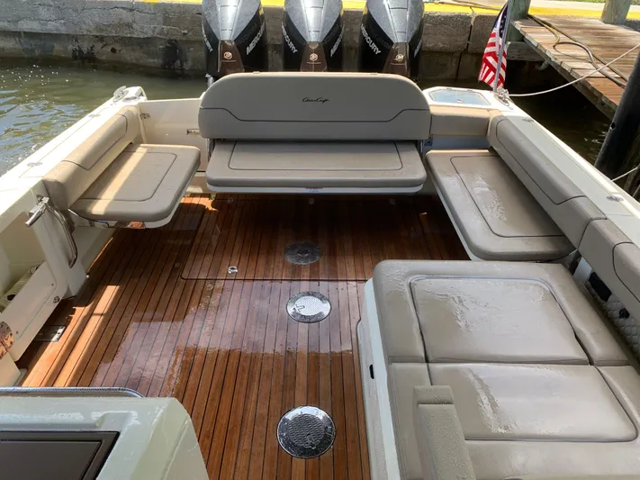  Yacht Photos Pics 2023 CHRIS-CRAFT 35 CALYPSO - Image 17