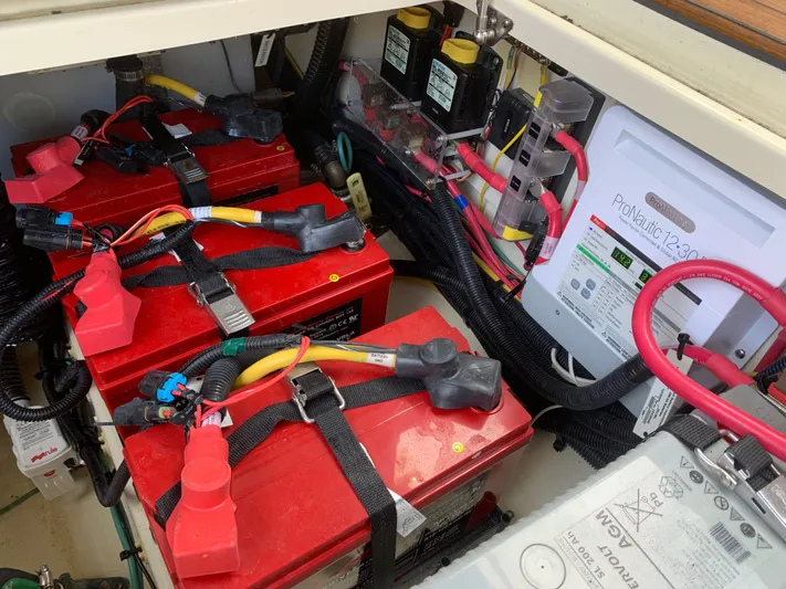  Yacht Photos Pics 2023 CHRIS-CRAFT 35 CALYPSO - Image 46