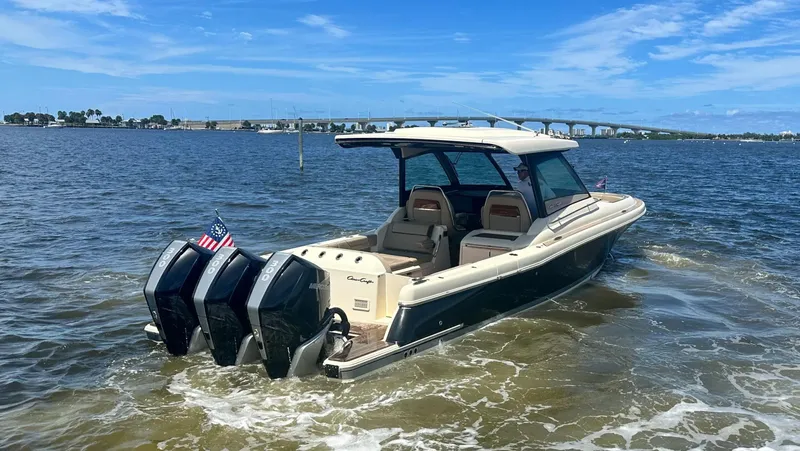  Yacht Photos Pics 2023 CHRIS-CRAFT 35 CALYPSO - Image 8