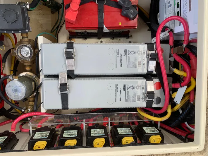  Yacht Photos Pics 2023 CHRIS-CRAFT 35 CALYPSO - Image 45