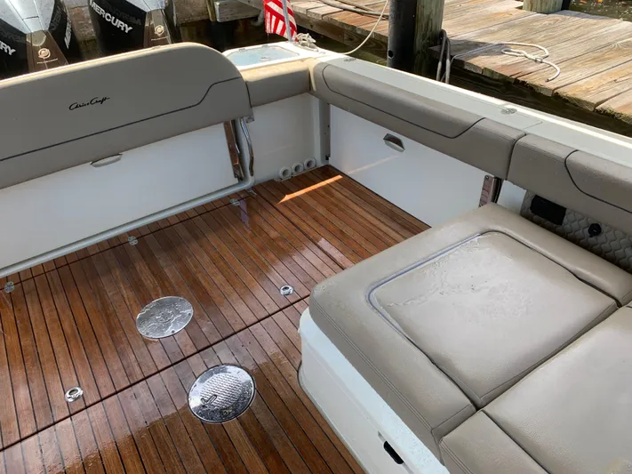  Yacht Photos Pics 2023 CHRIS-CRAFT 35 CALYPSO - Image 25
