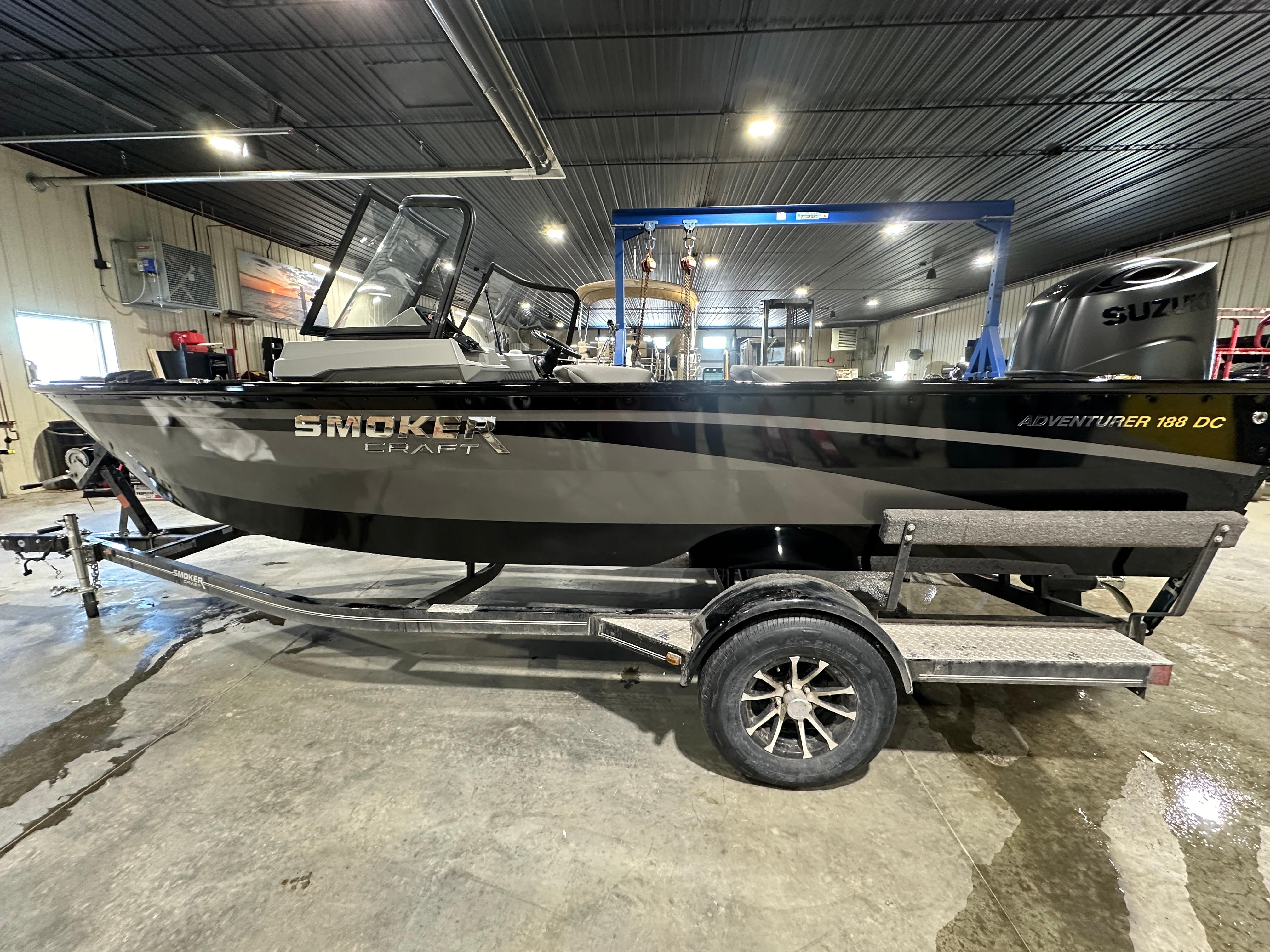 Smoker Craft Adventurer 188 DC