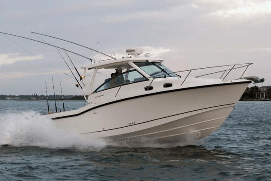 2018 Boston Whaler 315 Conquest