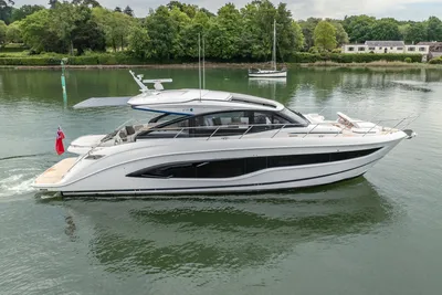 2025 Princess V55