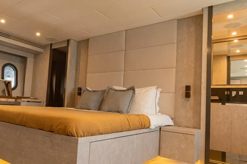 La Romana Yacht Photos Pics Luxurious bedroom interior of 2006 Cantiere Arno Leopard 31 yacht.