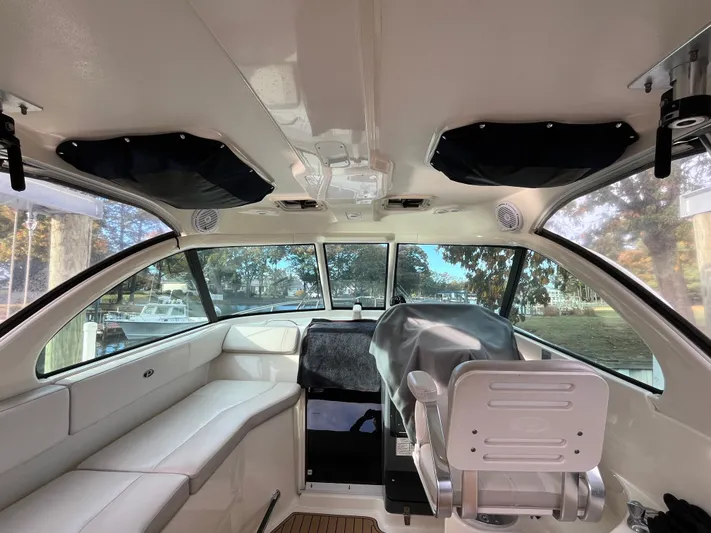 Reel Wired Yacht Photos Pics 2008 Tiara 315 Legasea Marine