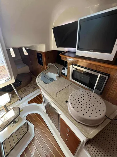 Reel Wired Yacht Photos Pics 2008 Tiara 315 Legasea Marine