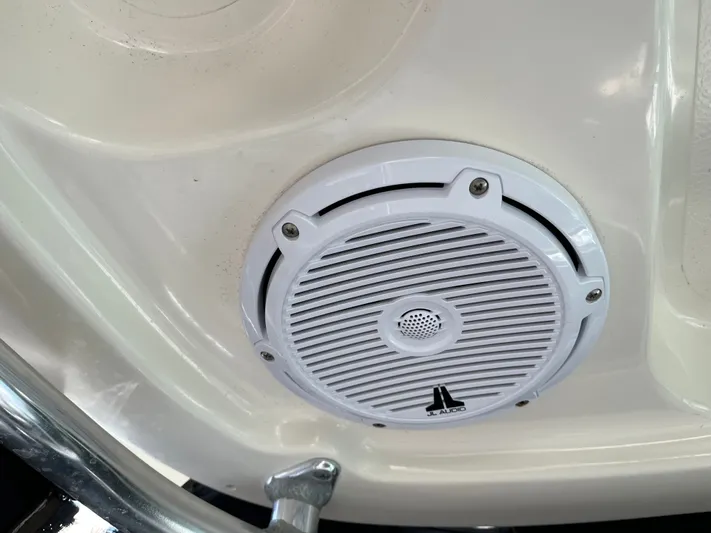 Reel Wired Yacht Photos Pics 2008 Tiara 315 Legasea Marine