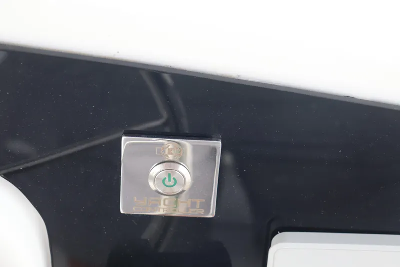 Beach Cat Yacht Photos Pics 