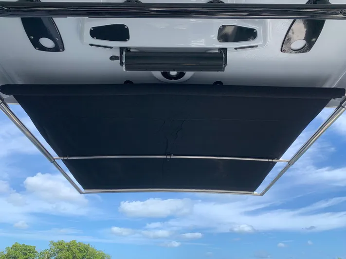  Yacht Photos Pics 2019 ROBALO 317 DC - Image 36