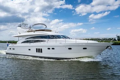 2009 Princess 21M