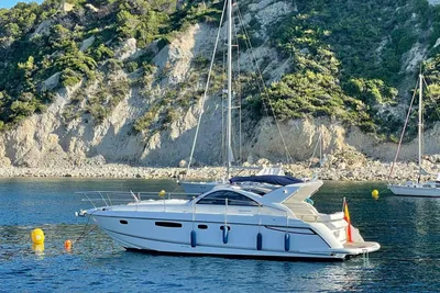2010 Fairline Targa 44