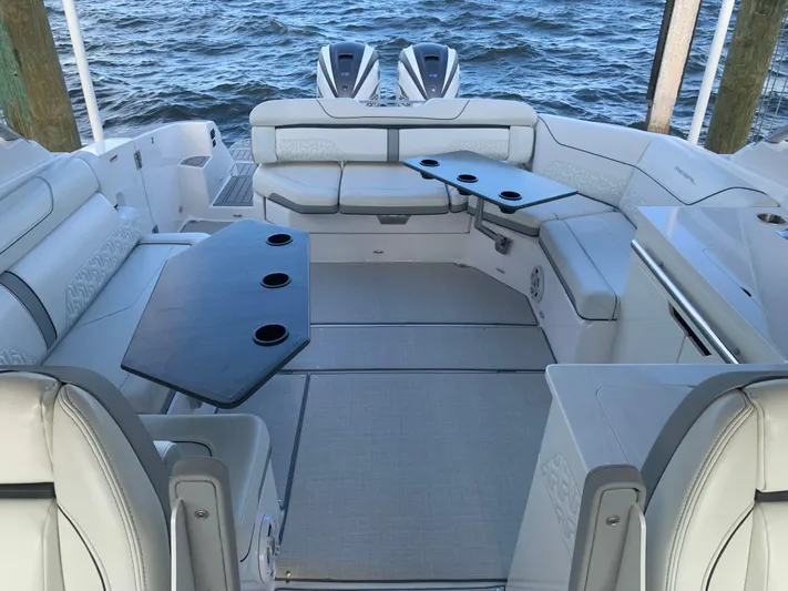  Yacht Photos Pics 2022 REGAL LX36 - Image 24