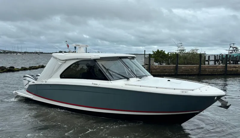  Yacht Photos Pics 2022 REGAL LX36 - Image 62