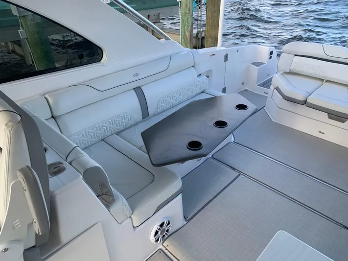  Yacht Photos Pics 2022 REGAL LX36 - Image 25