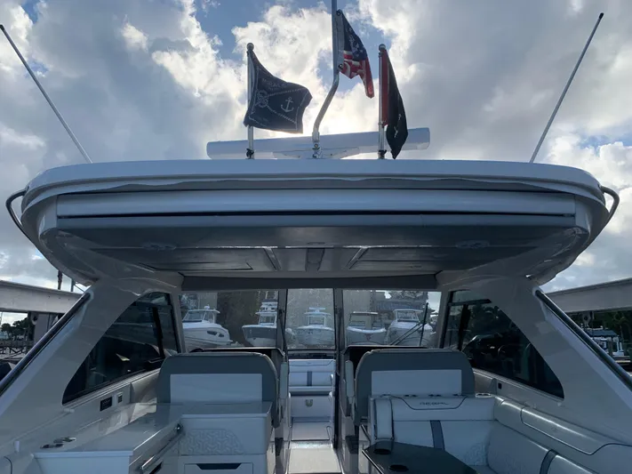  Yacht Photos Pics 2022 REGAL LX36 - Image 23