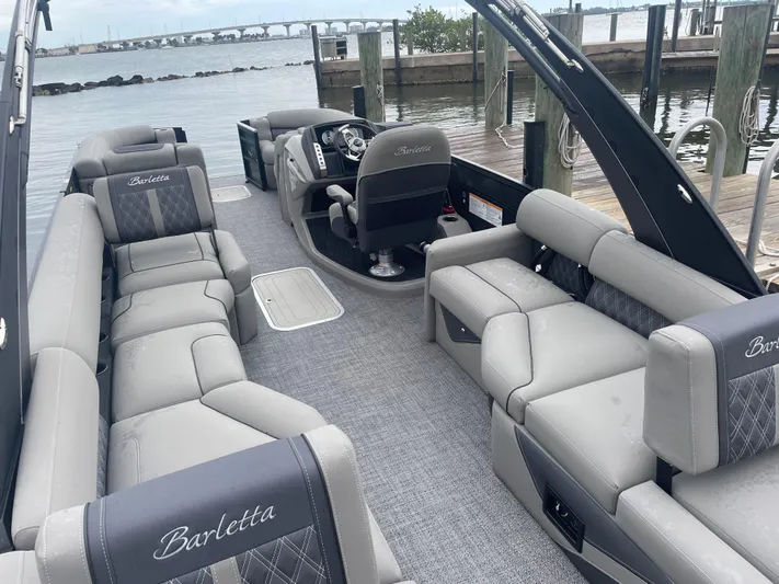  Yacht Photos Pics 2024 Barletta L25ma - Image 4