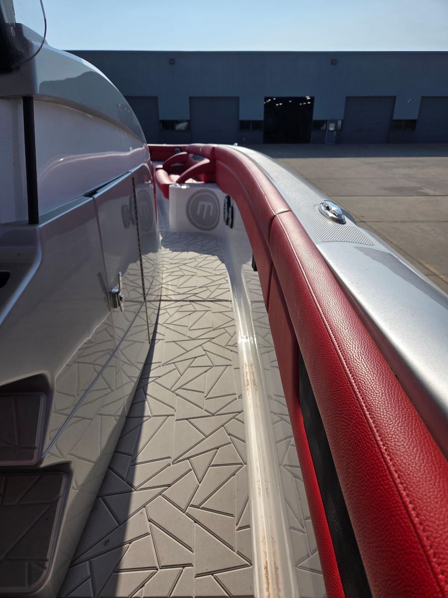 2019 Mystic Powerboats 42 
