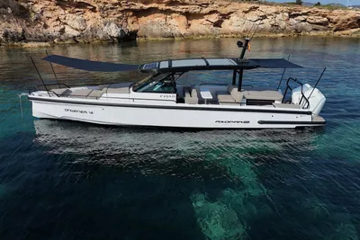 2024 Axopar 37 Sun Top