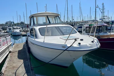 Bayliner 242 Classic