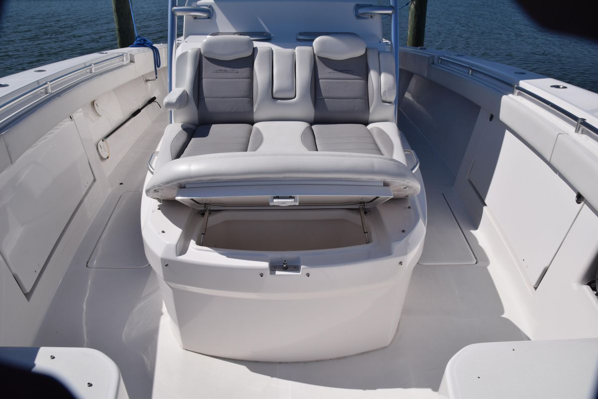 2018 Invincible 42 